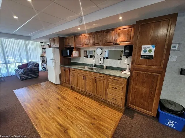 Additional image 46 of 81 Church St Unit 1602