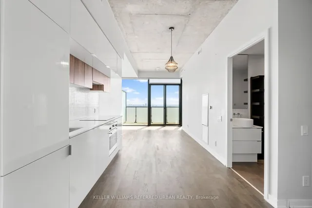 Additional image 9 of 185 Roehampton Ave Unit 3408