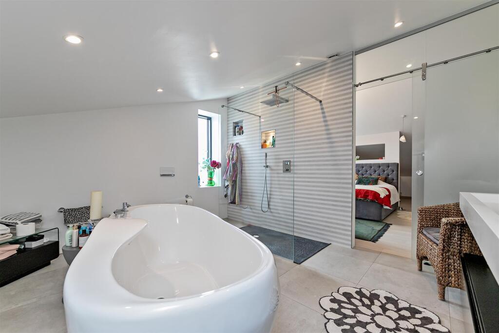Additional image 13 of West Riding, Bricket Wood, St. Albans