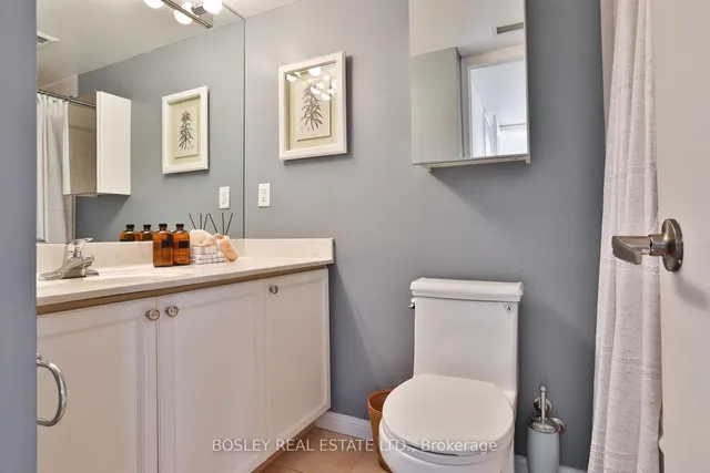 Additional image 31 of 1000 King St Unit PH3