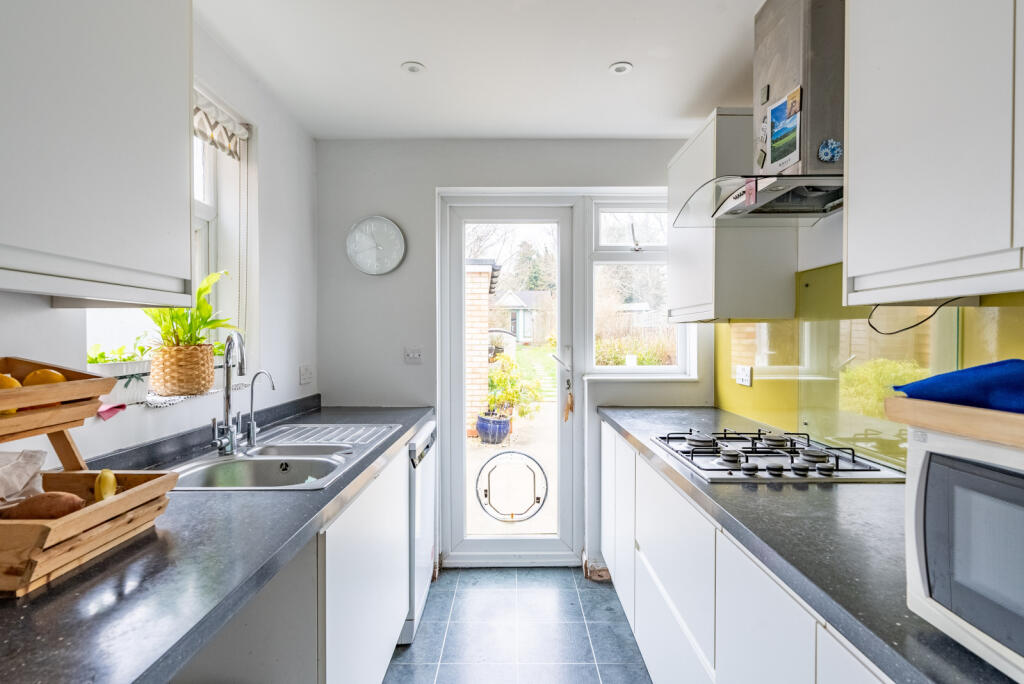 Additional image 8 of Batchwood Drive, St. Albans, Hertfordshire, AL3