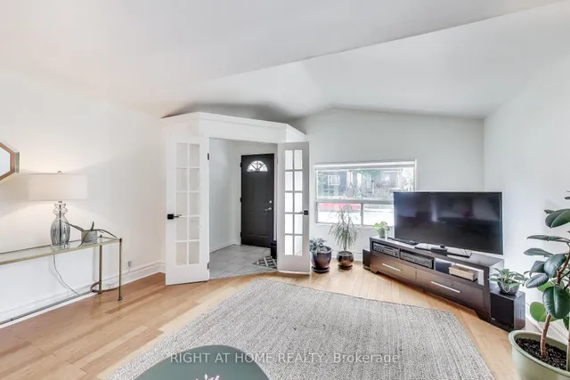 Additional image 5 of 2 sutherland Ave