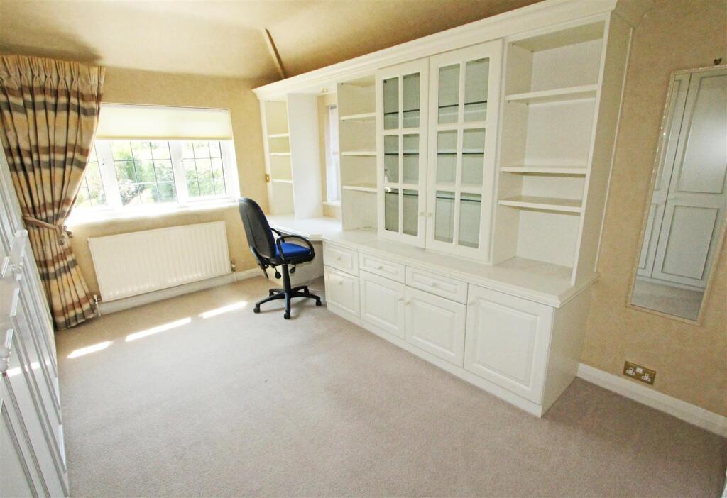 Additional image 25 of Brookmans Avenue, Brookmans Park, Hatfield