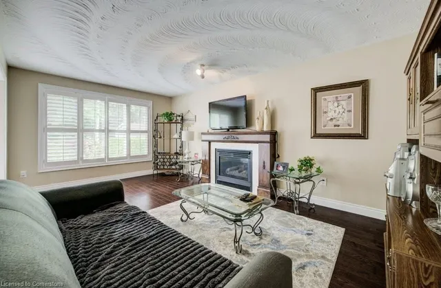 Additional image 19 of 1056 Plains View Ave