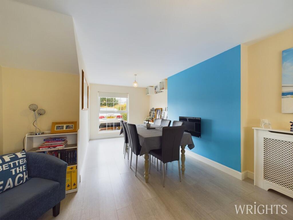 Additional image 6 of West Mead, Welwyn Garden City, AL7