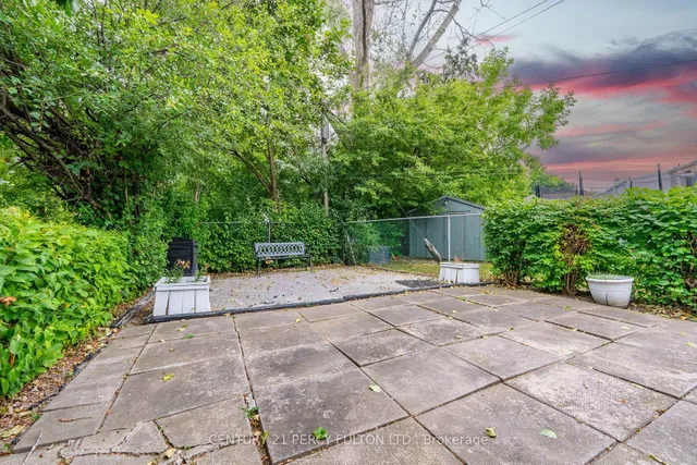 Additional image 26 of 10 Chestnut Cres