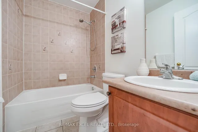 Additional image 26 of 2784 Eglinton Ave Unit 4