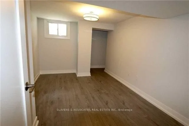 Additional image 19 of 17 Robson Pl