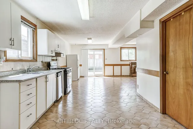 Additional image 22 of 3 Everglades Dr