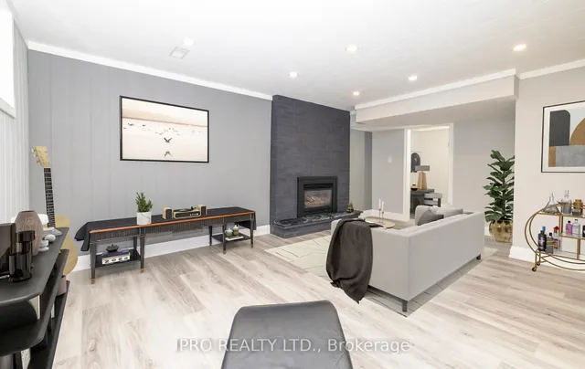 房产图片 32 - 2183 Sandringham Dr