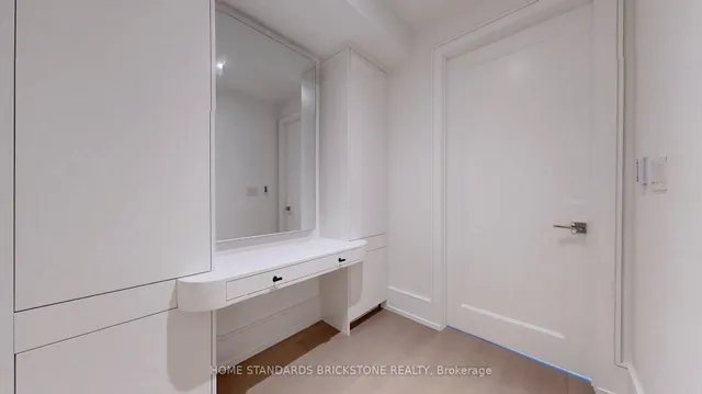 Additional image 28 of 38 Elgin Ave