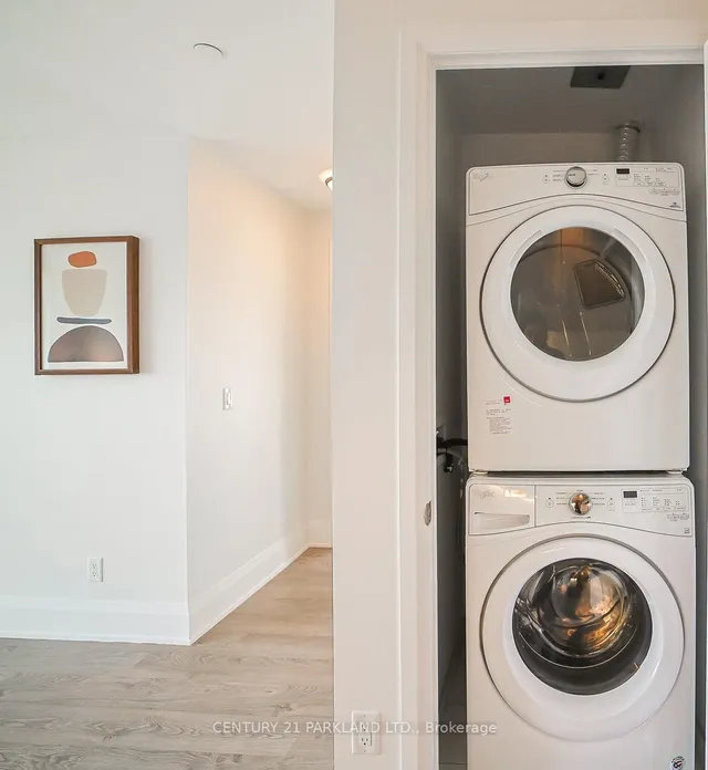 Additional image 25 of 101 Erskine Ave Unit 2207