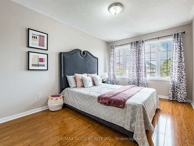 Additional image 27 of 35 Garibaldi Dr