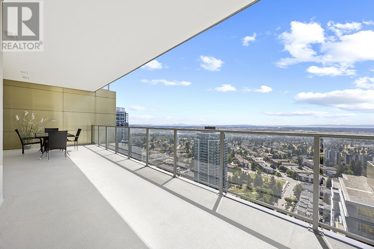 3204 6383 MCKAY AVENUE|Burnaby, British Columbia V5H0H8