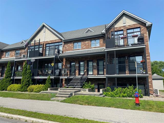 201 Rue du Genévrier|#204|Saint-Constant, Quebec J5A0E1