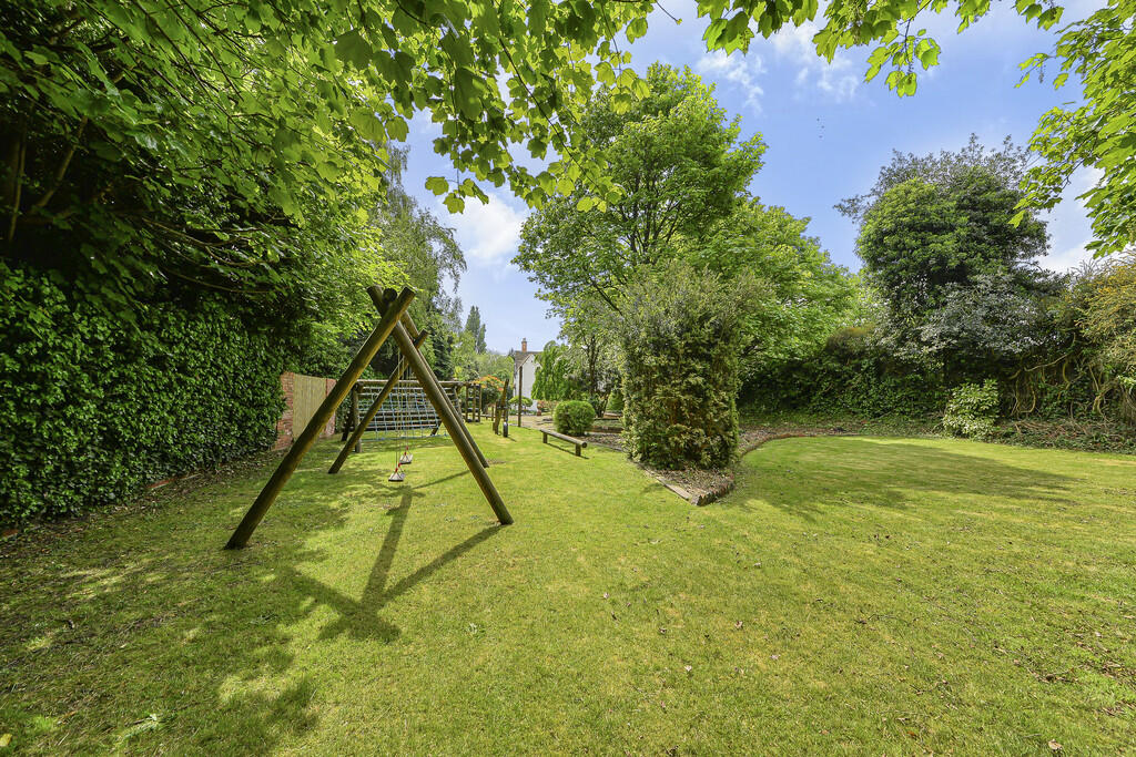 Additional image 35 of Woodbourne Road, Harborne