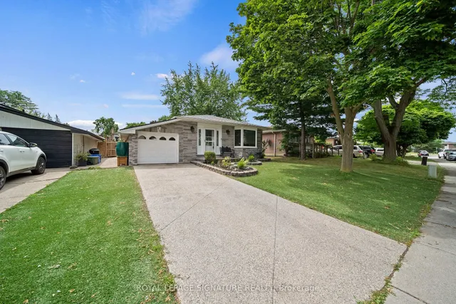 Additional image 2 of 40 Queenslea Dr