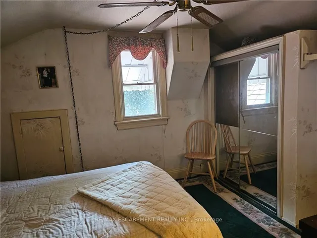 Additional image 23 of 137 EAST 23RD St