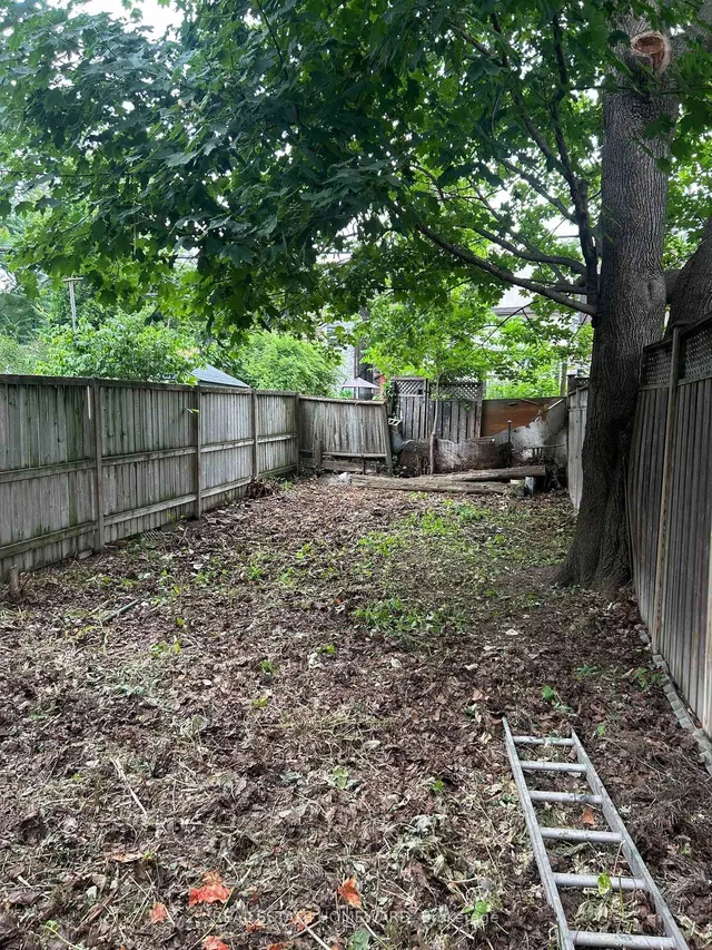 Additional image 3 of 28 Richard Ave