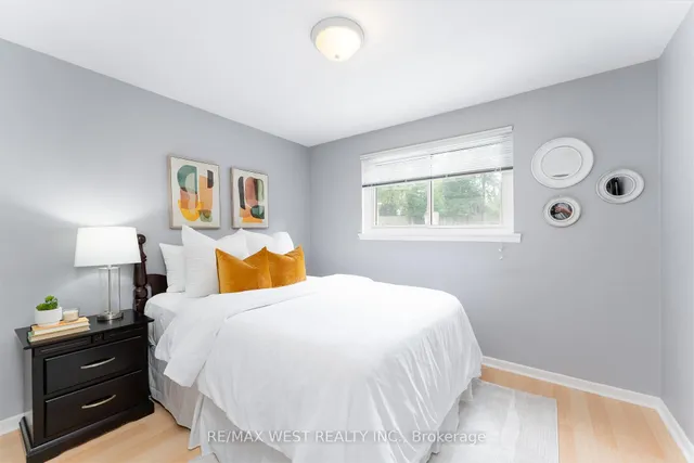 Additional image 23 of 31 Pixley Cres