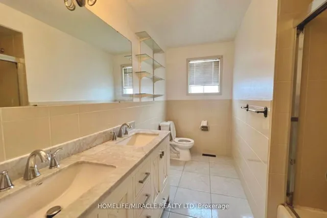 Additional image 10 of 71 Kingsview Blvd