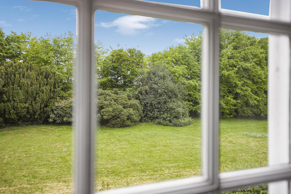 Additional image 41 of Fairshot Court, Woodcock Hill, Sandridge, St. Albans, Hertfordshire