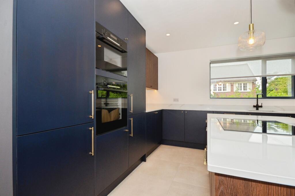 Additional image 16 of Mount Pleasant Lane, Bricket Wood, St. Albans