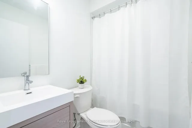 Additional image 30 of 120 Green Gardens Blvd