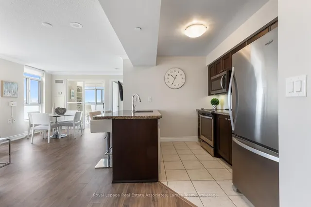 Additional image 11 of 3 Marine Parade Dr Unit 1108