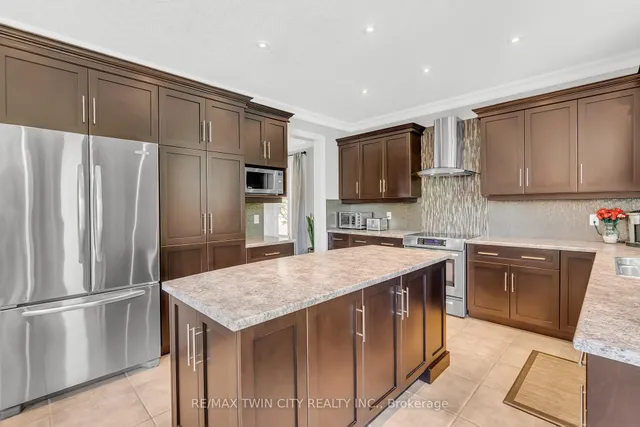 Additional image 8 of 918 Fung Pl