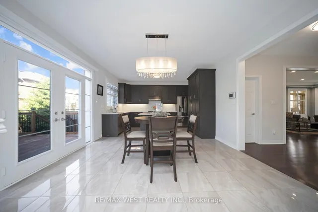 房产图片 18 - 198 Jessie Caverhill Pass