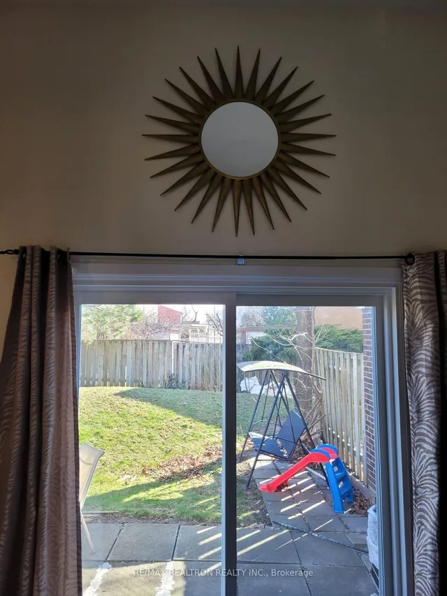 Additional image 17 of 7707 Darcel Ave Unit 26