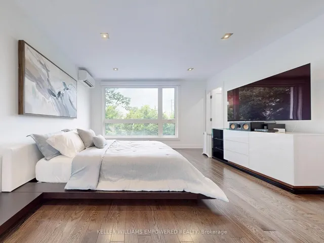 Additional image 32 of 330 Cedarvale Ave