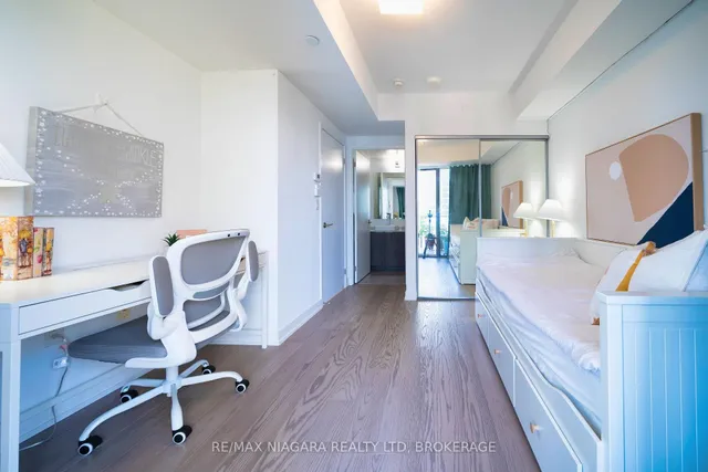 Additional image 30 of 11 Wellesley St Unit 1105