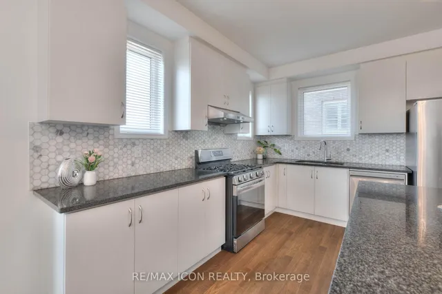 Additional image 18 of 22 Saxony St