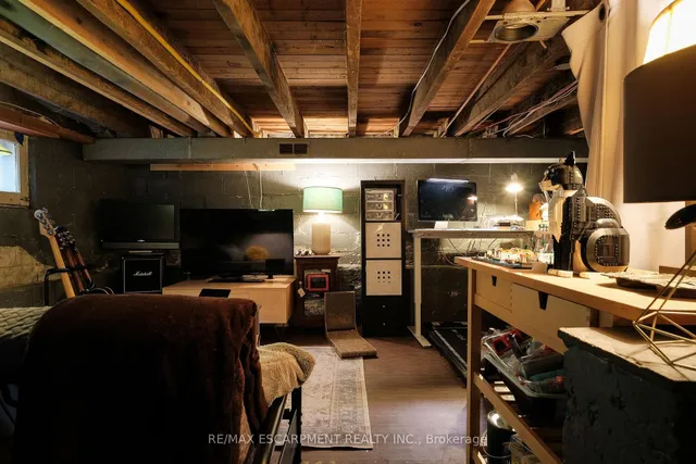 房产图片 40 - 505 Queensdale Ave