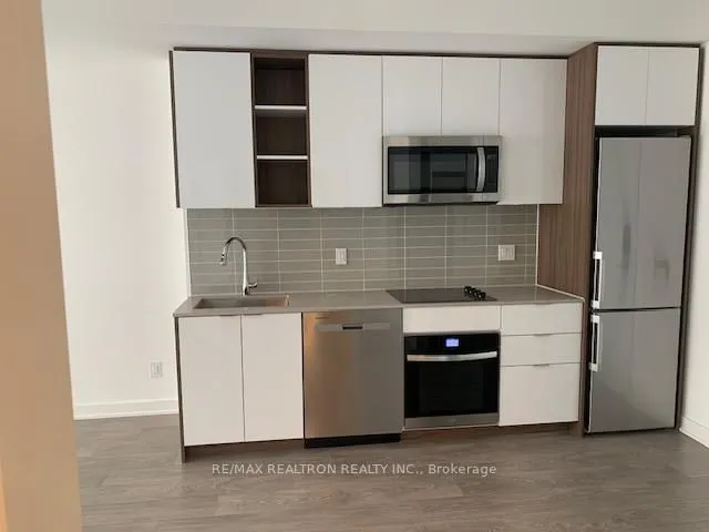 Additional image 3 of 543 Richmond St Unit 402