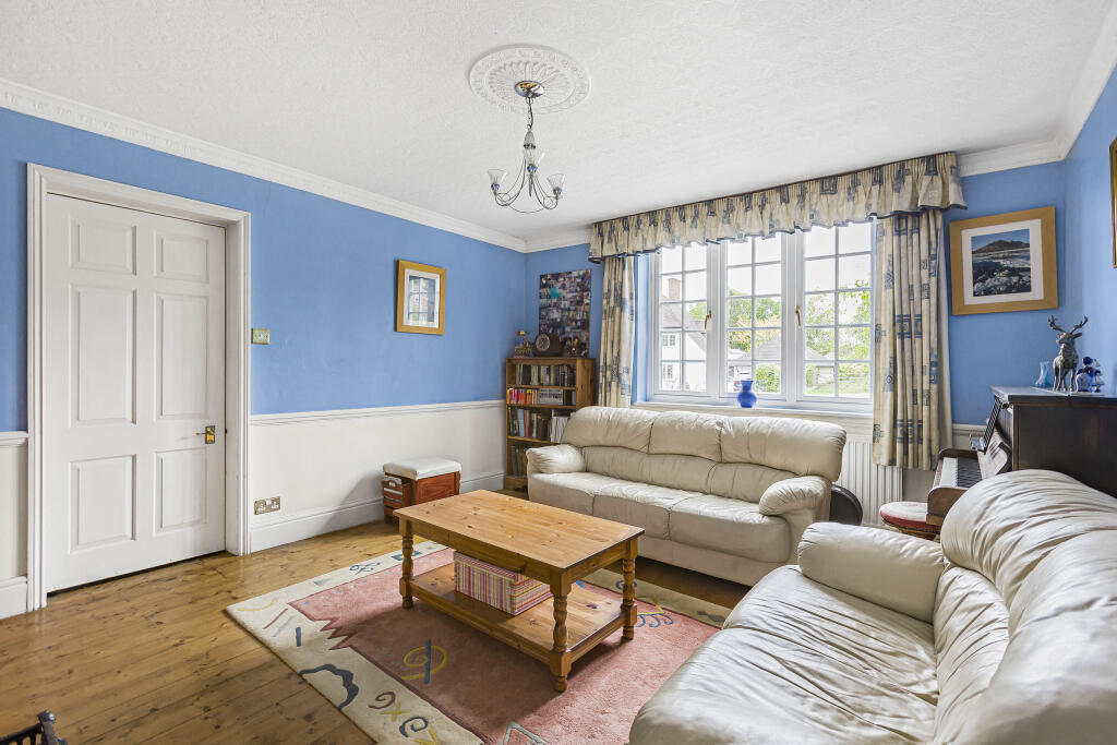 Additional image 8 of High Oaks Road, Welwyn Garden City, AL8