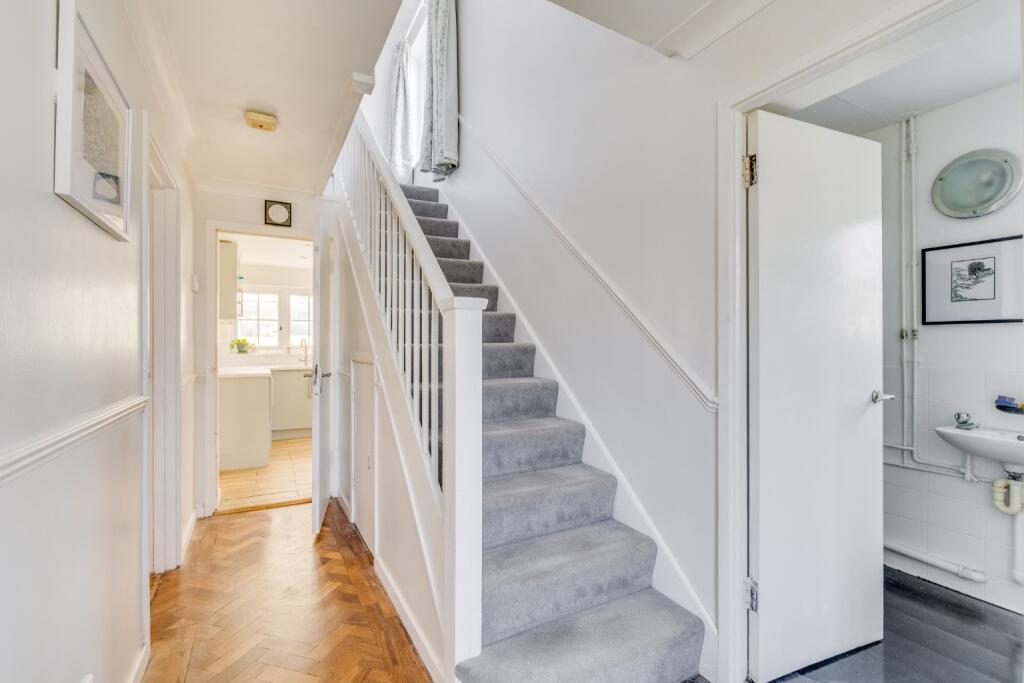 Additional image 13 of Digswell Park Road, Welwyn Garden City, Hertfordshire, AL8