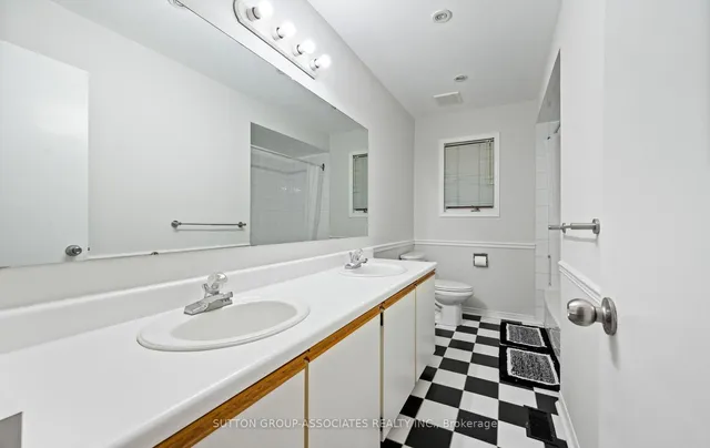 Additional image 18 of 1252 Greenwood Cres