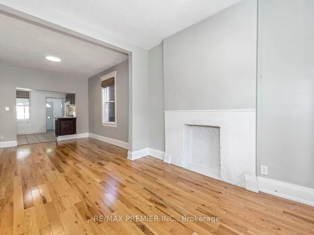 Additional image 8 of 884 Runnymede Rd