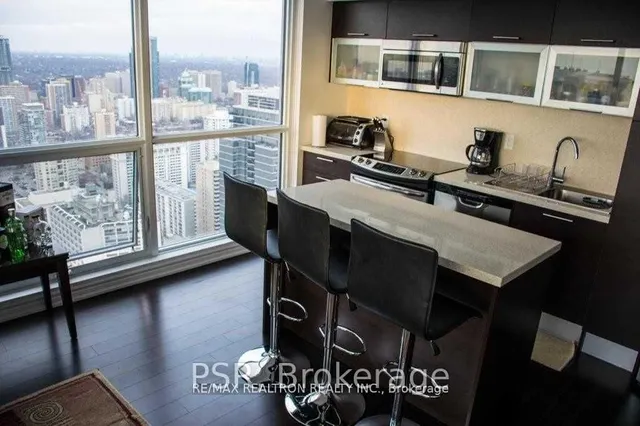 Additional image 3 of 386 Yonge St Unit 4615