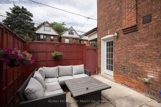 Additional image 28 of 167 NAPIER St