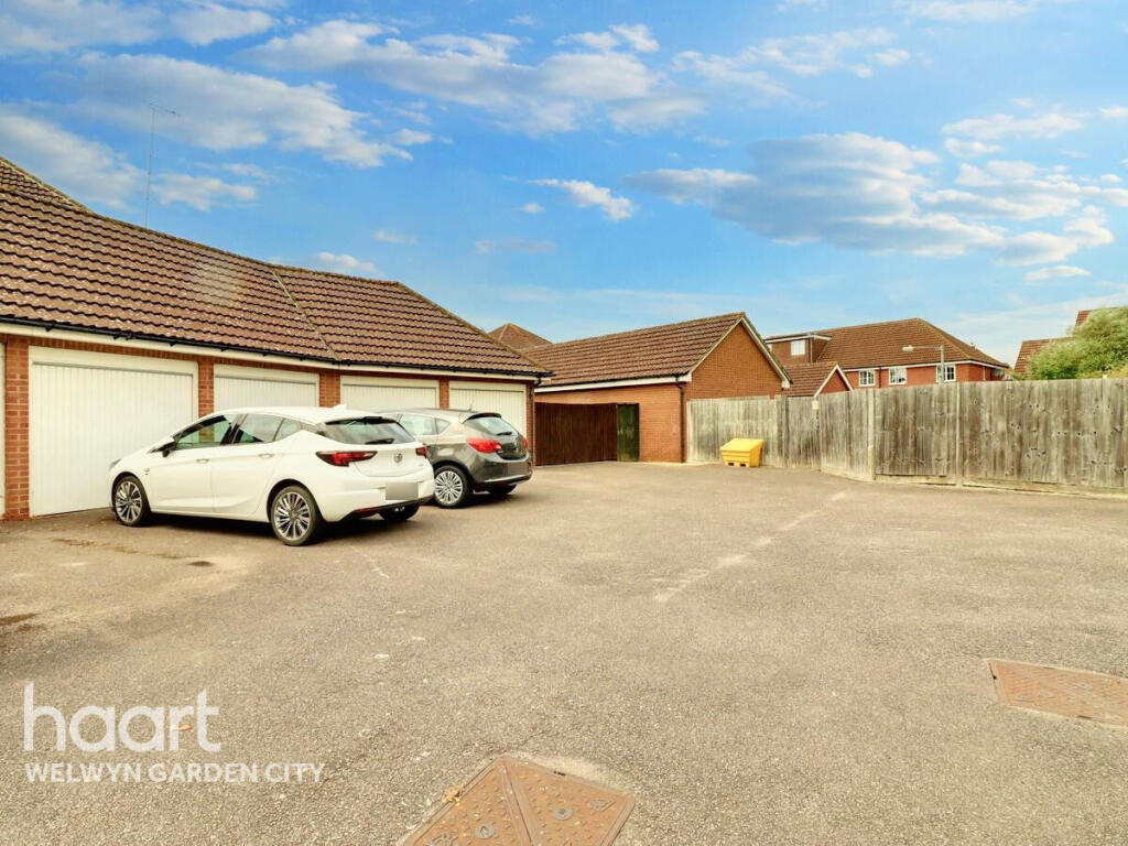 Additional image 17 of Sir John Newsom Way, Welwyn Garden City