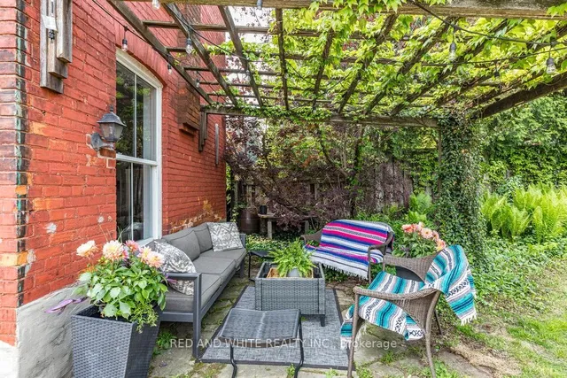 Additional image 38 of 115 Locke St