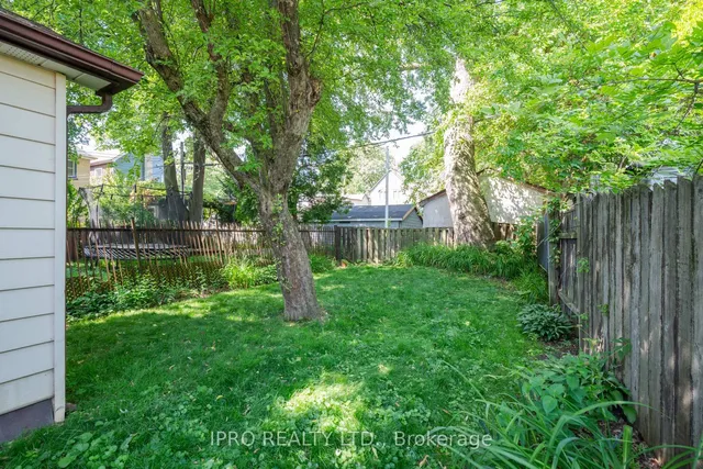 Additional image 41 of 96 Woodycrest Ave