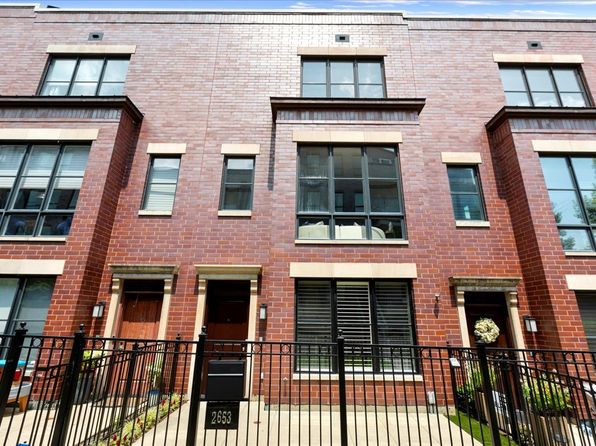 2653 N Hermitage Ave, Chicago, IL 60614