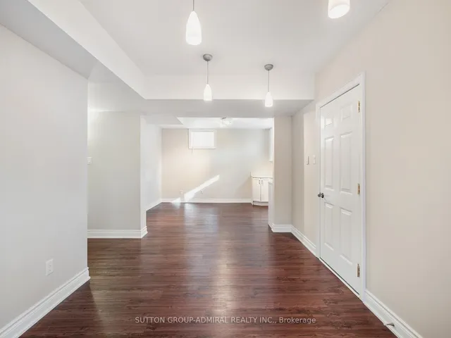 Additional image 26 of 54 Cedar Brae Blvd