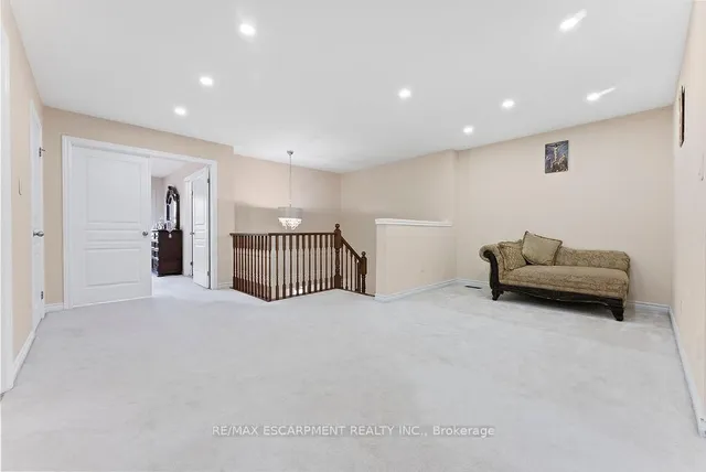 Additional image 30 of 67 Bellroyal Cres