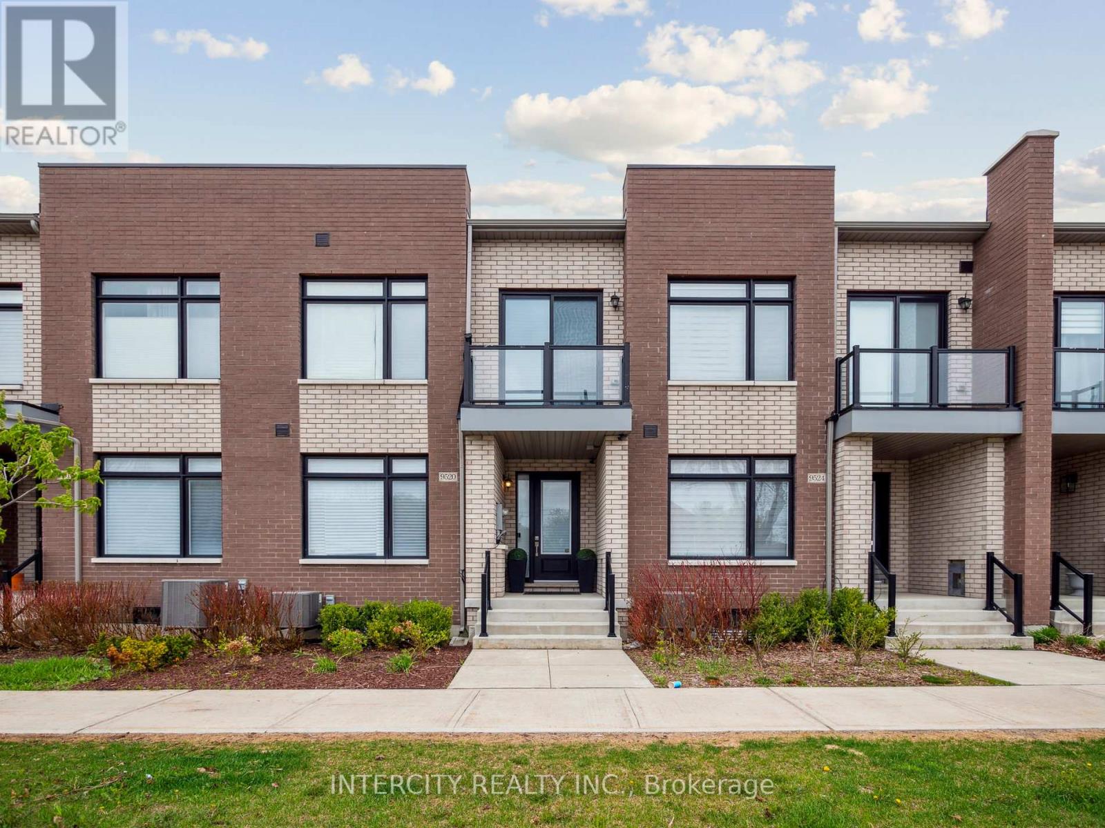 9520 WESTON ROAD|Vaughan (Vellore Village), Ontario L4H0P4